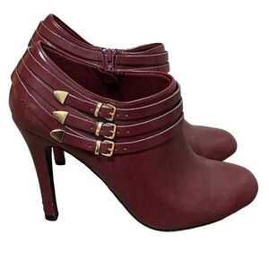 Fioni Burgundy Ankle Booties Size 9 Gold Buckle Stiletto Y2K Party Heels